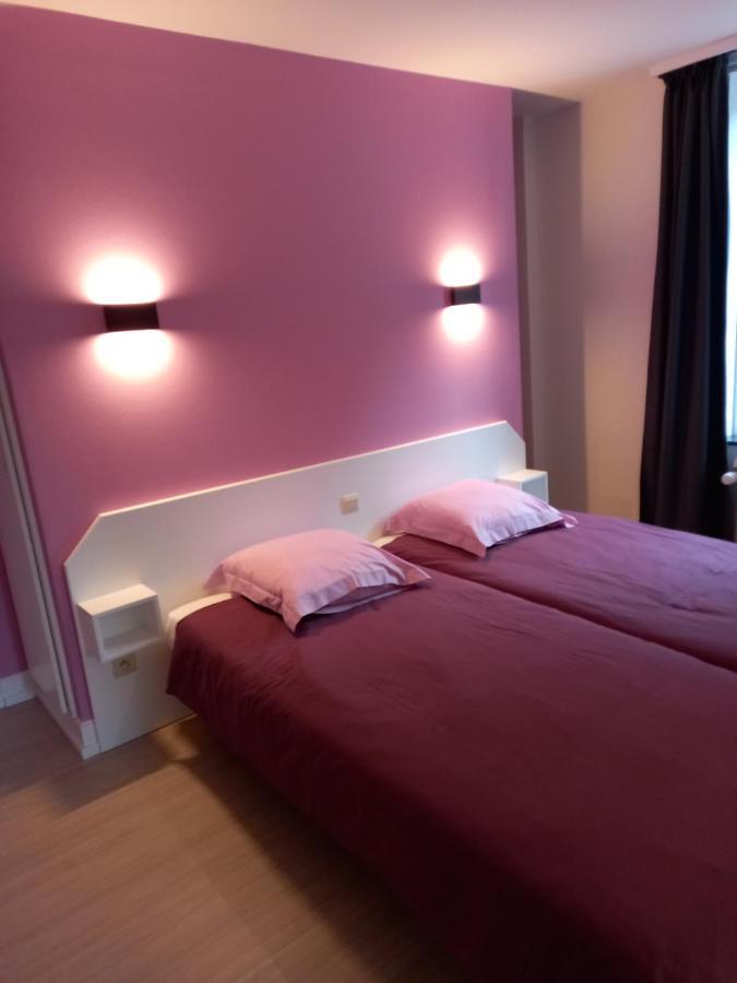 Petite Chatelaine Batiment Les Chevaliers Herbeumont Luaran gambar
